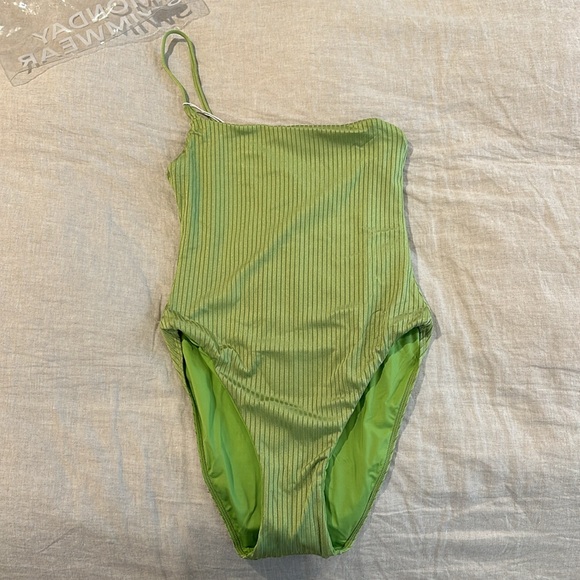 Monday swimsuit - Picture 4 of 8